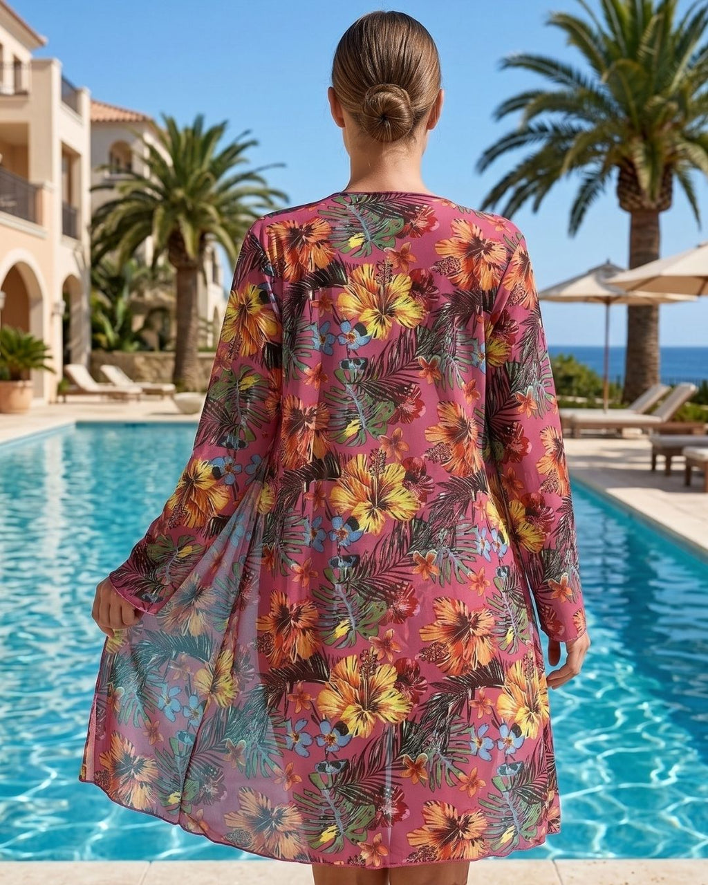 Biquíni + Saída de Praia Floral Estilo Resort
