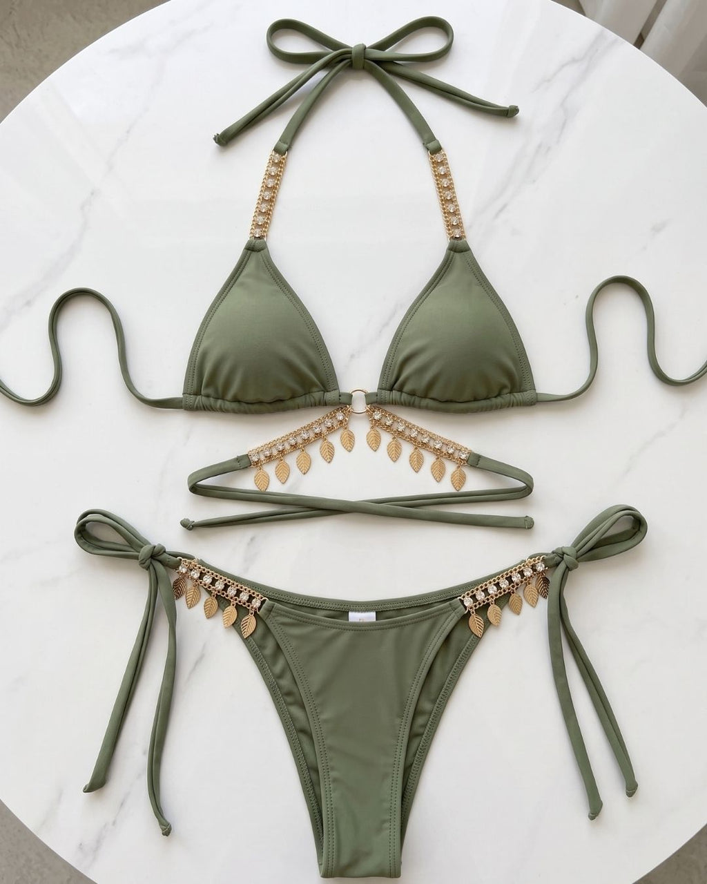 Biquíni Triângulo Com Detalhes E Laços Estilo Resort