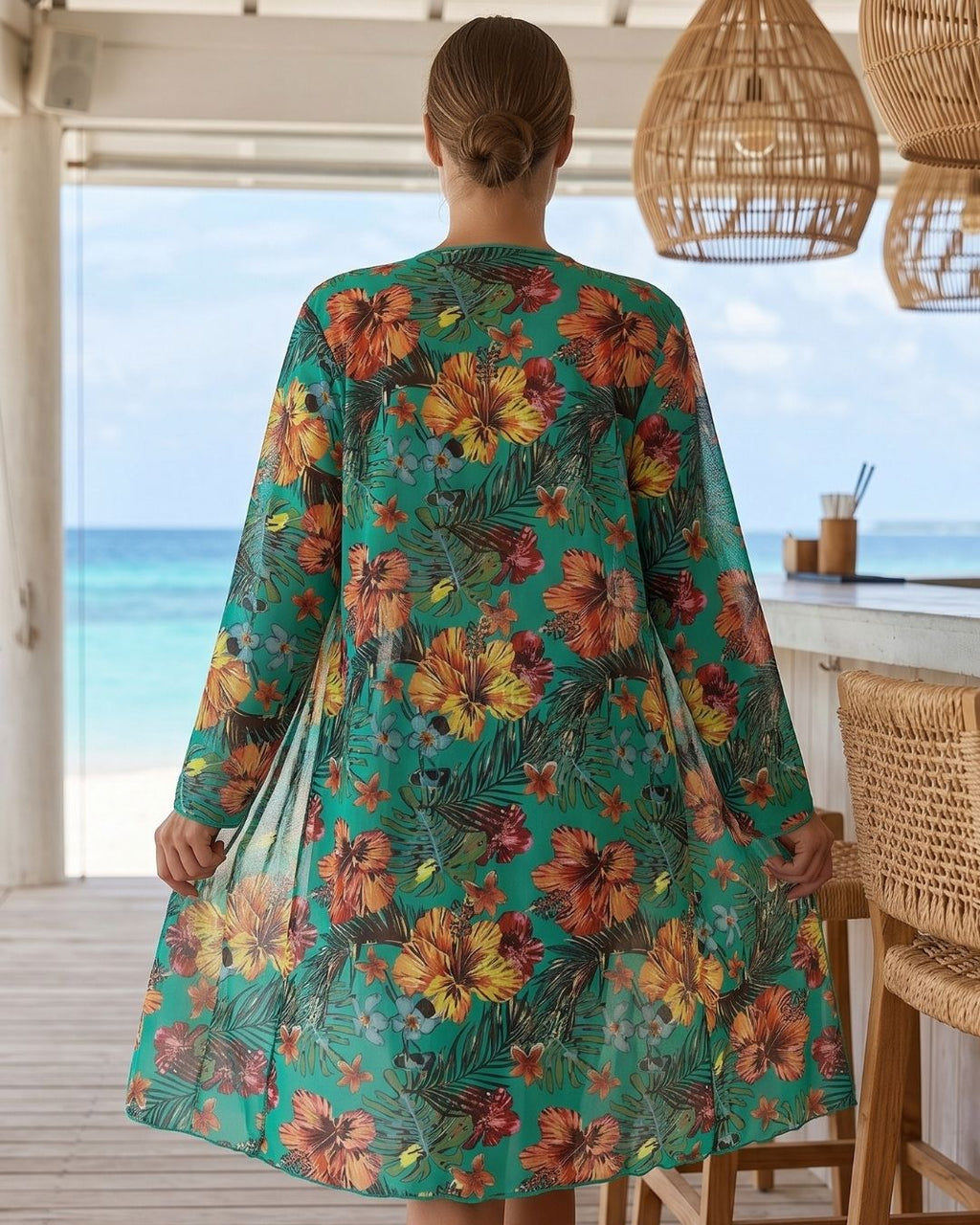 Biquíni + Saída de Praia Floral Estilo Resort