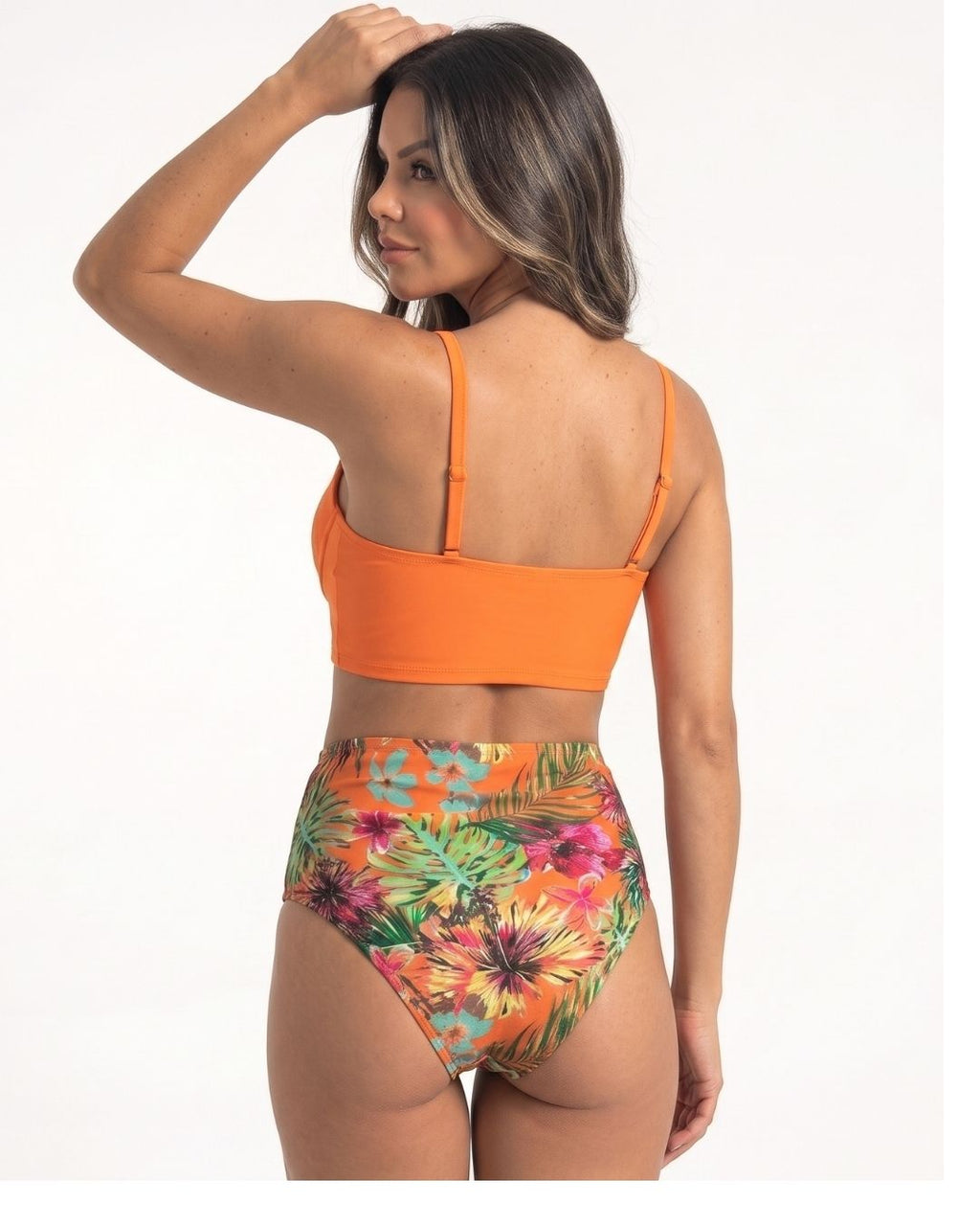 Biquíni + Saída de Praia Meia Taça Com Estampado Tropical