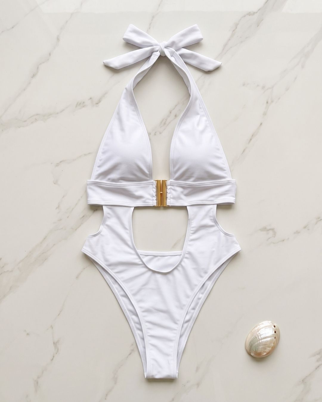 Fato de Banho Halter Com Aberturas E Detalhe Metálico