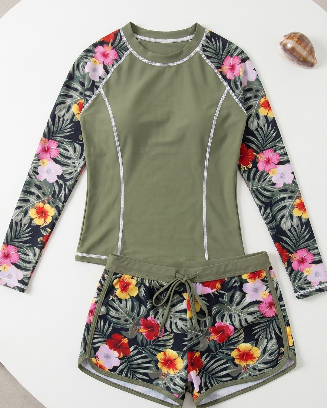 Conjunto de Praia Calções Com Estampado Tropical